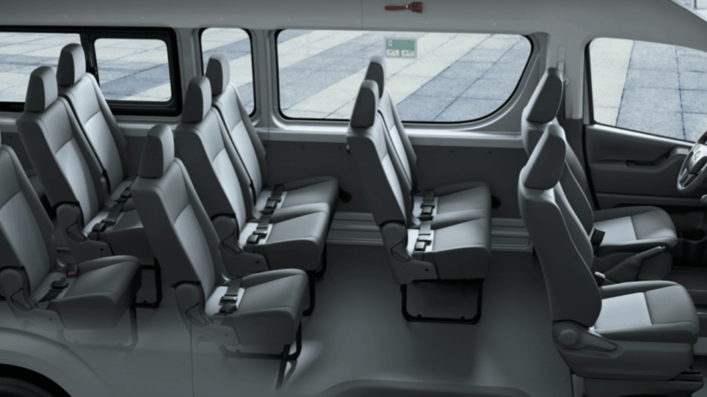 Hiace Interior 15 Seat, Mobil Travel Nyaman, Interior Hiace Terbaru, Hiace 15 Seat Modifikasi, Mobil Komersial Toyota