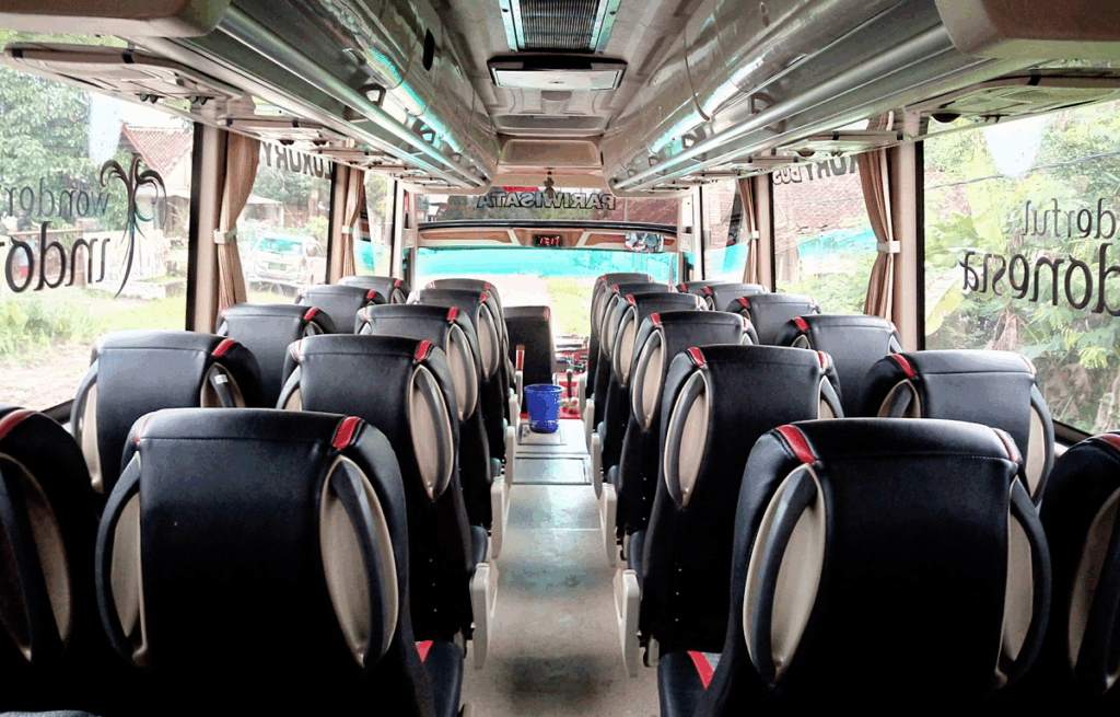 Sewa Bus Medium Jakarta, Harga Sewa Bus Medium Jakarta, Rental Bus Medium Jakarta, Bus Medium Pariwisata Jakarta, Jasa Sewa Bus Jakarta