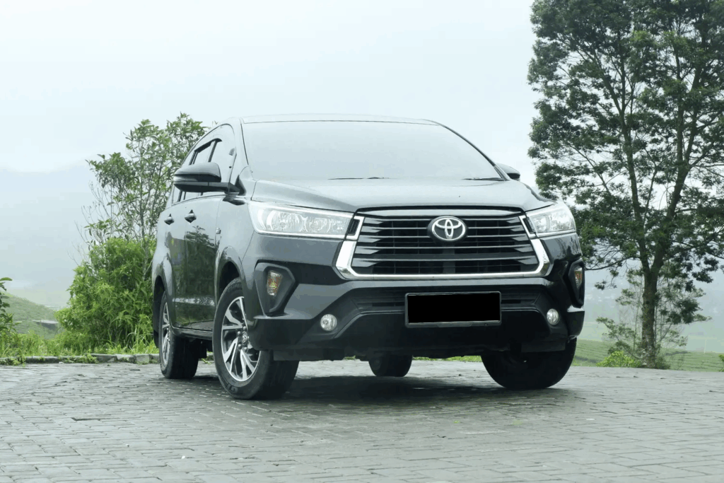 Sewa Innova Reborn, Rental Innova Reborn, Harga Sewa Innova Reborn, Jasa Sewa Mobil Innova Reborn, Innova Reborn untuk Perjalanan