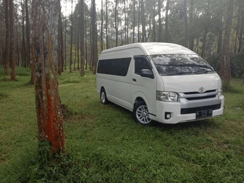 Sewa Hiace Tangerang, Rental Hiace Tangerang, Hiace Premio Tangerang, Jasa Sewa Mobil Rombongan, Travel Hiace Tangerang
