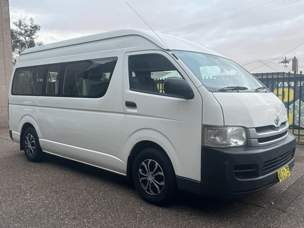 harga sewa mobil hiace, rental hiace murah, sewa mobil hiace jakarta, tarif sewa hiace terbaru, paket sewa hiace nyaman