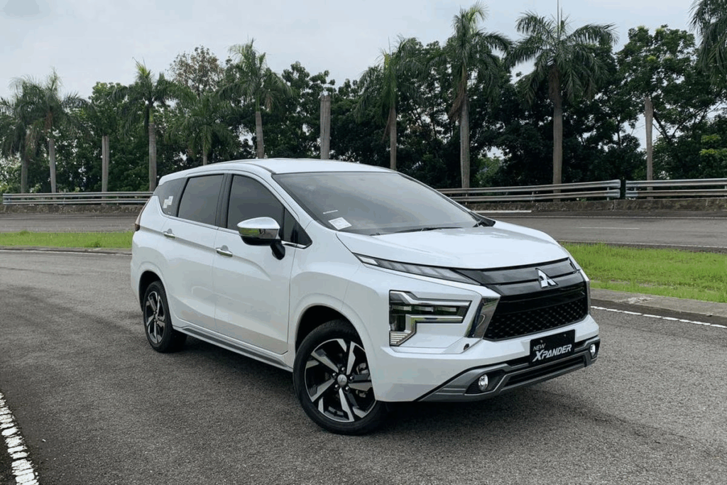 Sewa Mobil Jakarta Tangerang, rental mobil Jakarta, sewa mobil Tangerang, transportasi nyaman Jakarta, mobil sewa harian Tangerang