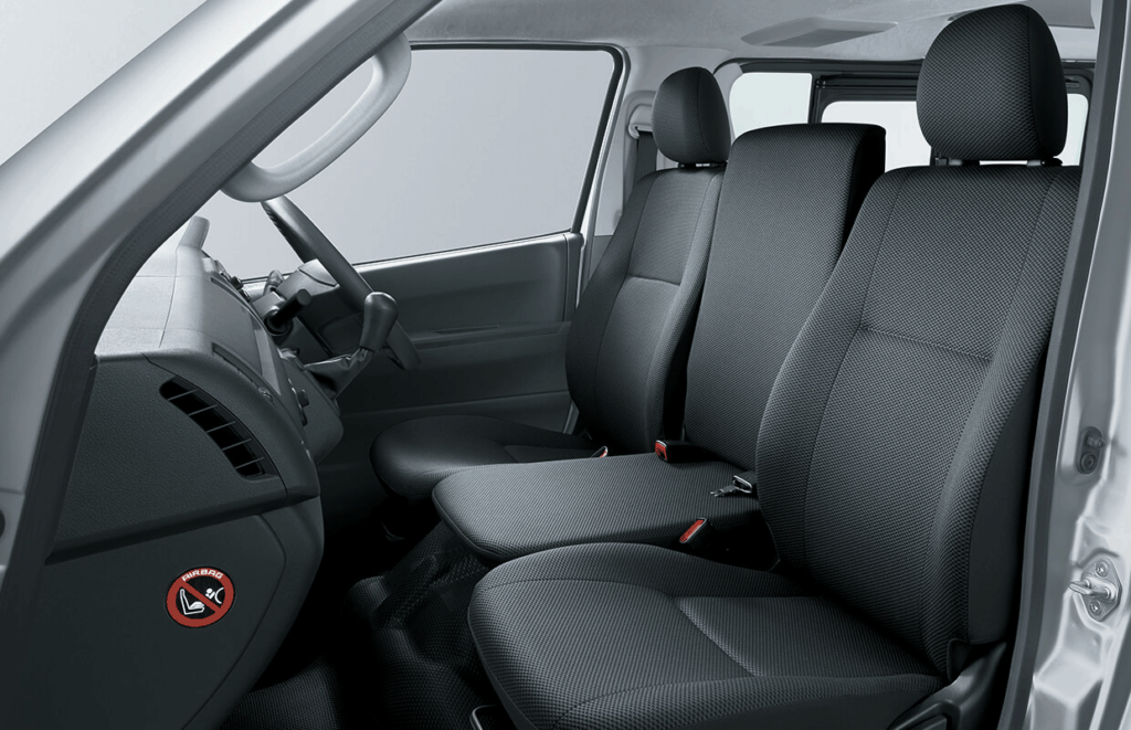 Hiace Interior 15 Seat, Hiace nyaman, Hiace untuk rombongan, mobil keluarga, perjalanan bisnis