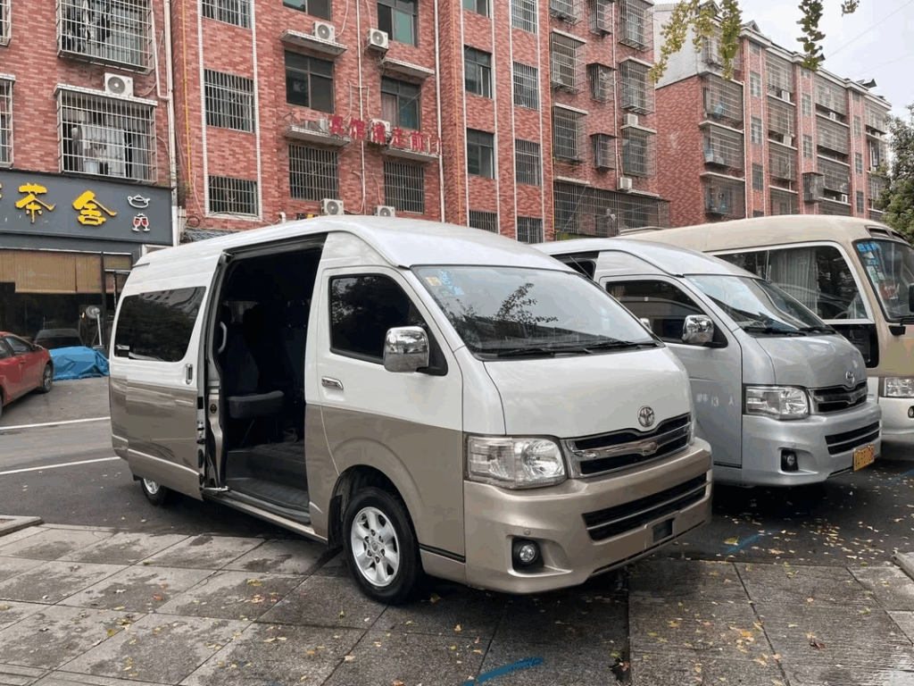 rental hiace murah, sewa hiace jakarta, rental hiace nyaman, rental hiace bandung, rental hiace